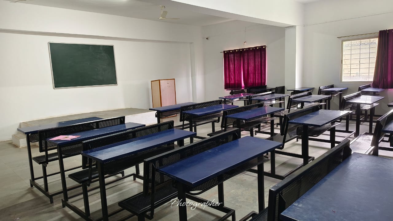 Classroom in shriram institute of nursing paniv